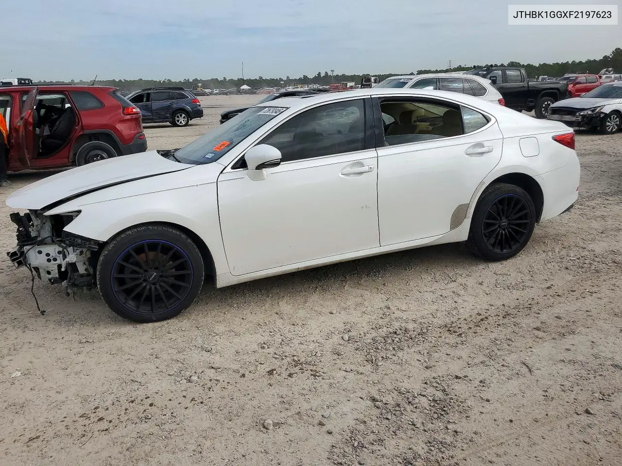 LEXUS ES 2015, VIN JTHBK1GGXF2197623
