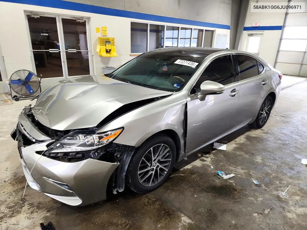 LEXUS ES 2018, VIN 58ABK1GG6JU096971