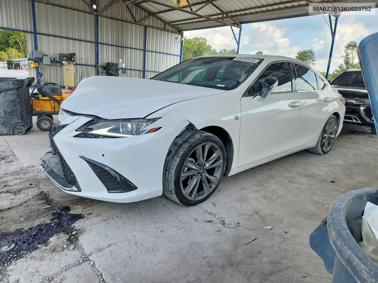 LEXUS ES 2019, VIN 58ABZ1B13KU023752