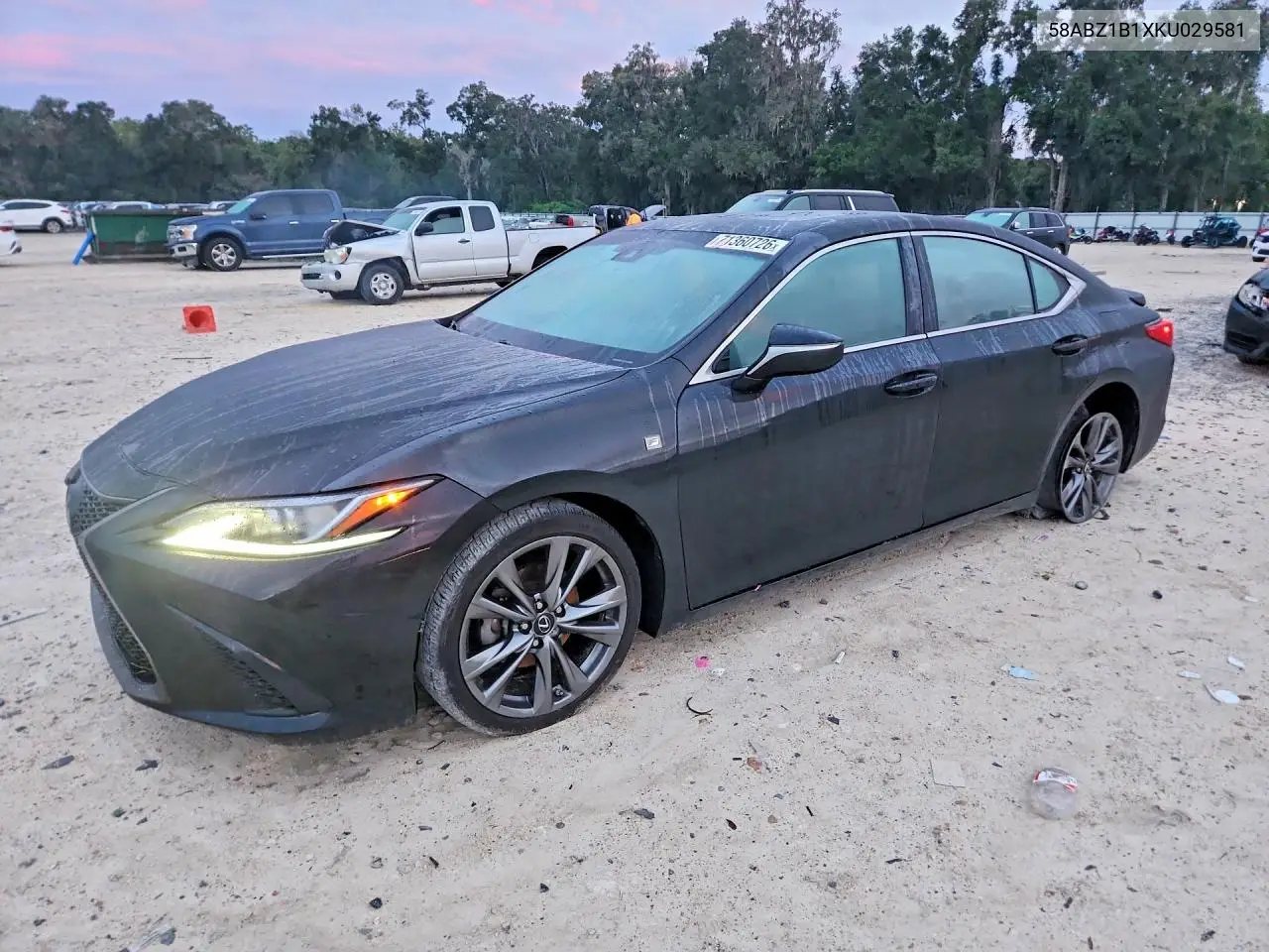 LEXUS ES 2019, VIN 58ABZ1B1XKU029581