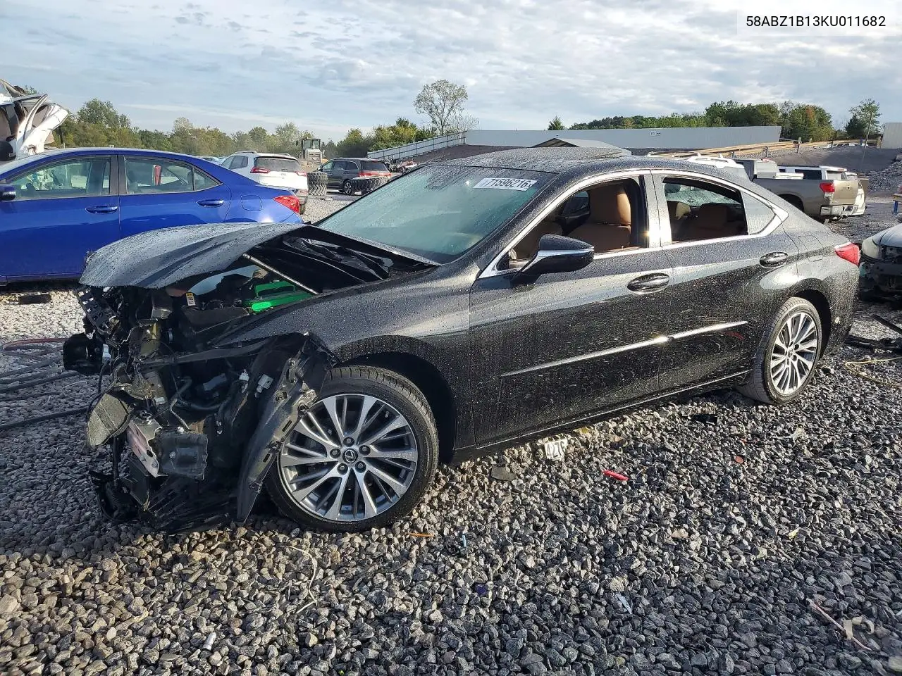 LEXUS ES 2019, VIN 58ABZ1B13KU011682