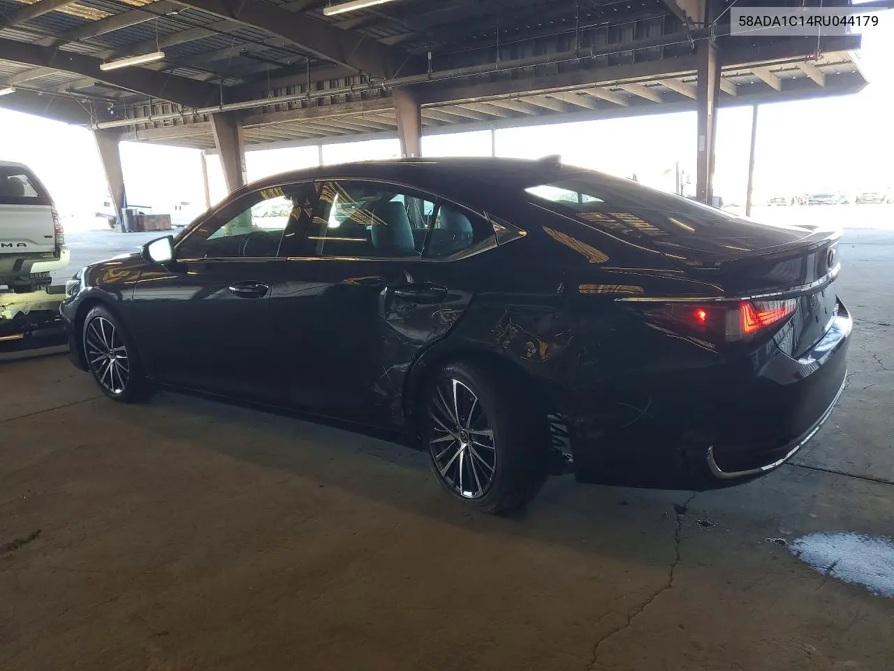 2024 LEXUS ES VIN 58ADA1C14RU044179 — фото 2