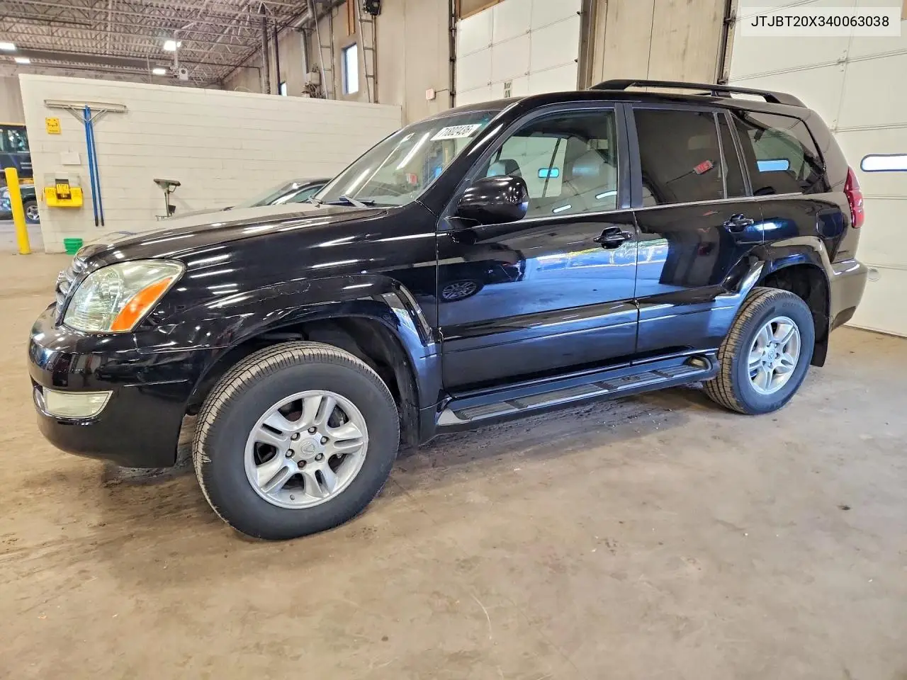 LEXUS GX 2004, VIN JTJBT20X340063038