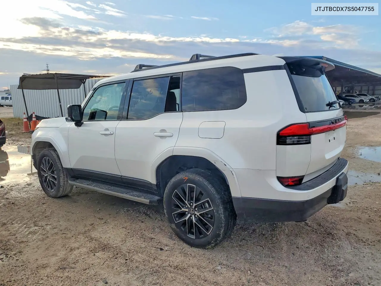 2025 LEXUS GX VIN JTJTBCDX7S5047755 — фото 2