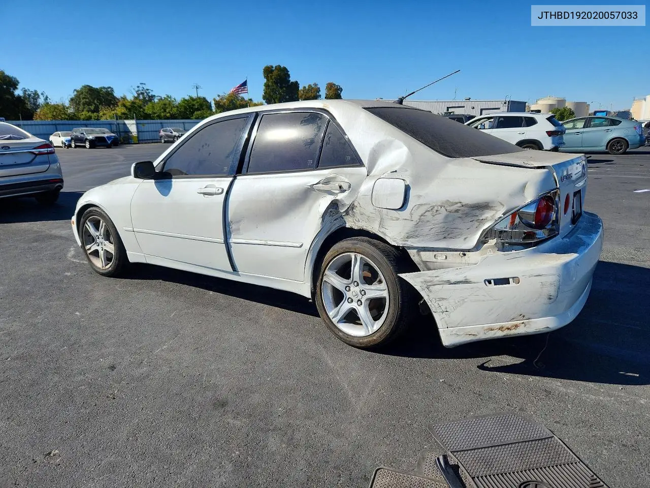 2002 LEXUS IS VIN JTHBD192020057033 — фото 2