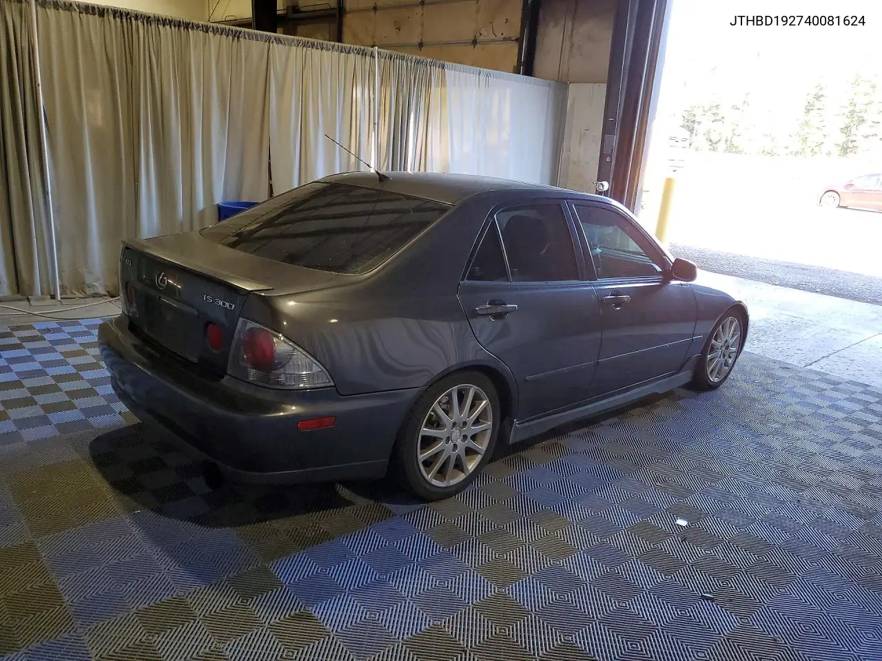 2004 LEXUS IS VIN JTHBD192740081624 — фото 3