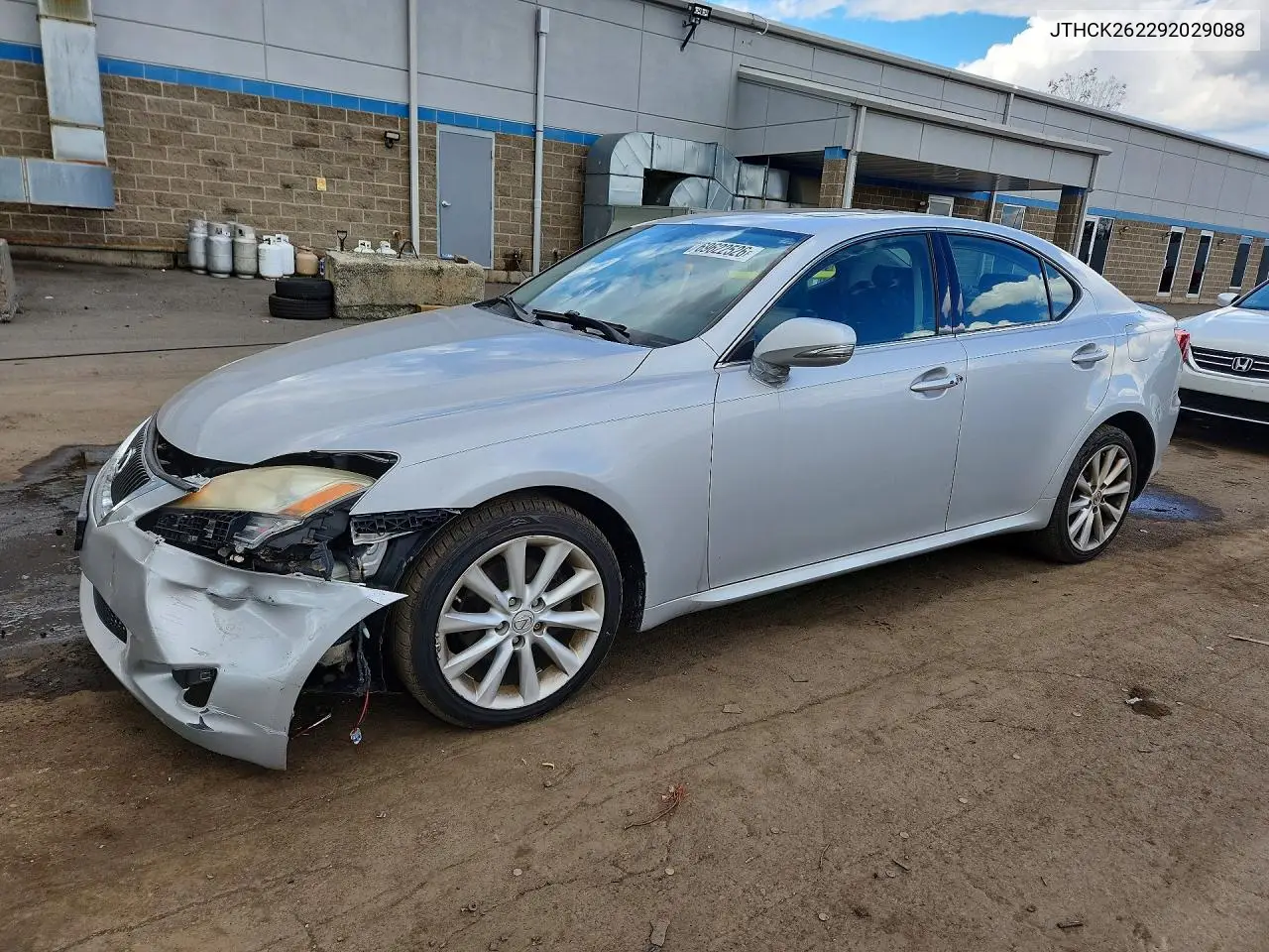 LEXUS IS 2009, VIN JTHCK262292029088