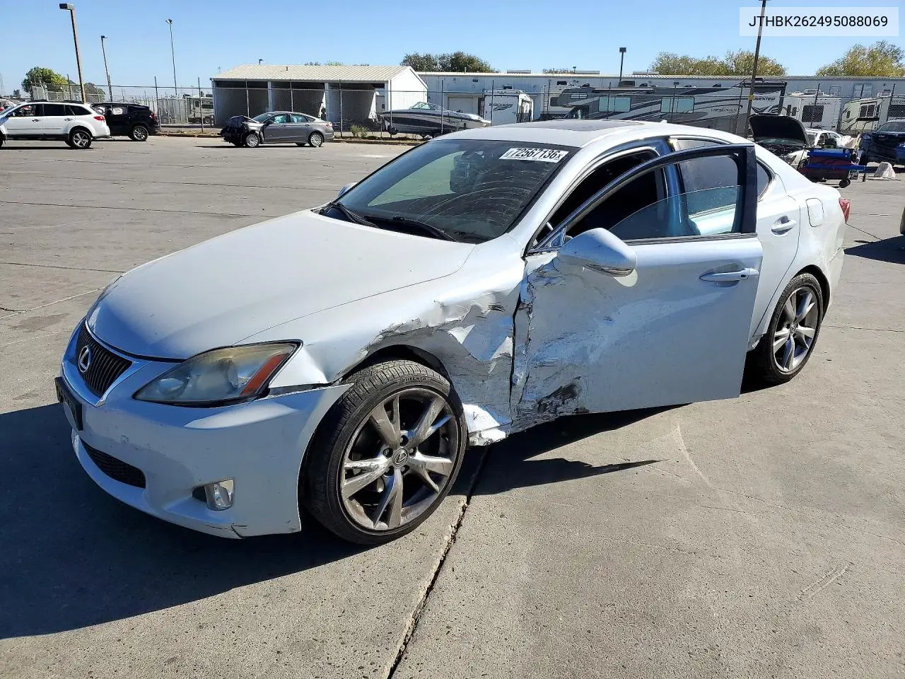 LEXUS IS 2009, VIN JTHBK262495088069