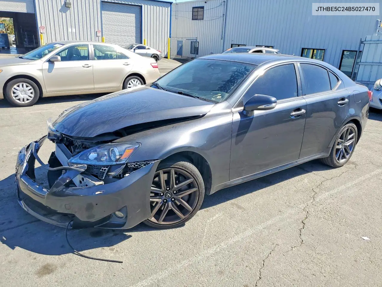 LEXUS IS 2011, VIN JTHBE5C24B5027470