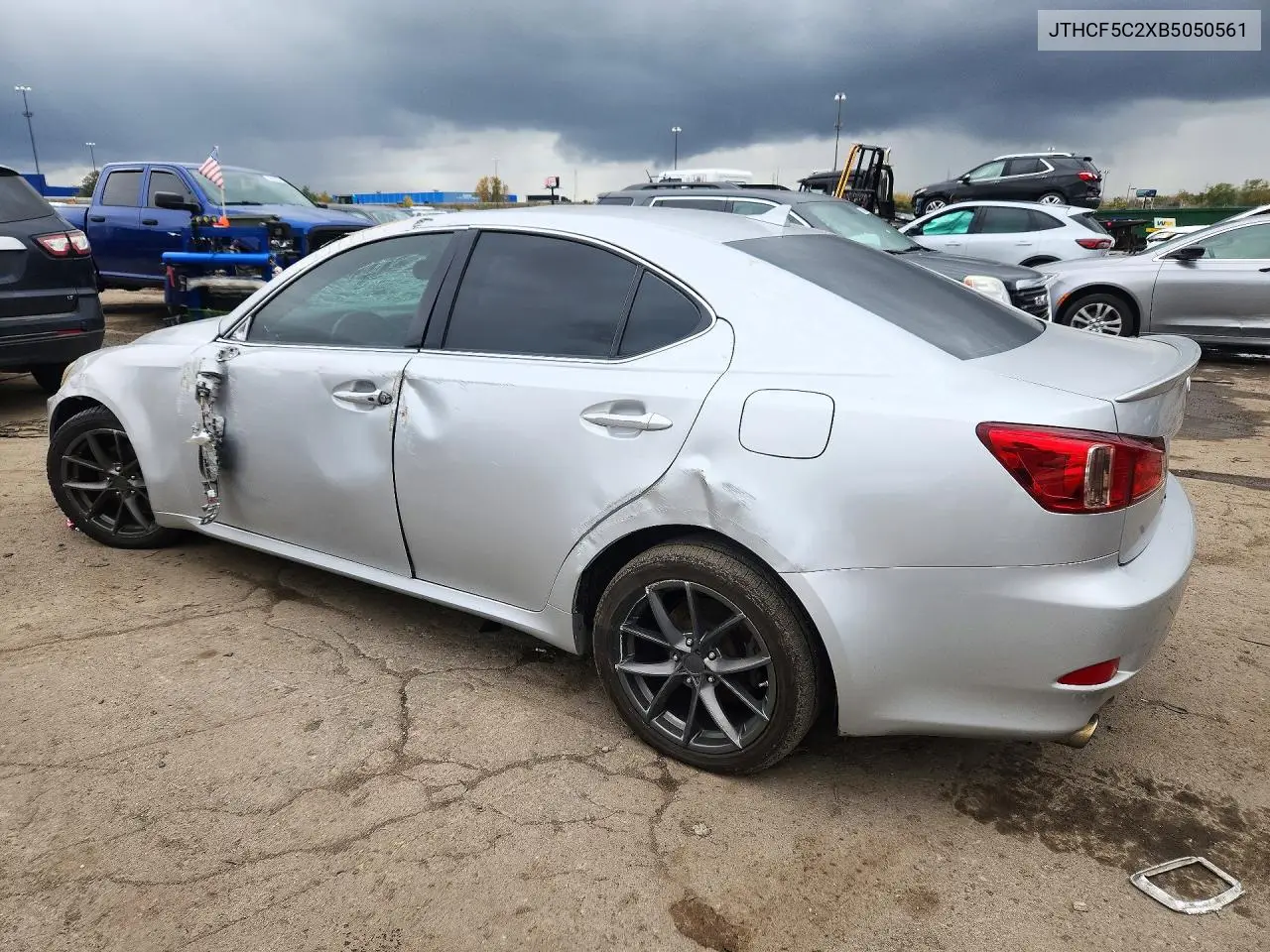 2011 LEXUS IS VIN JTHCF5C2XB5050561 — фото 2