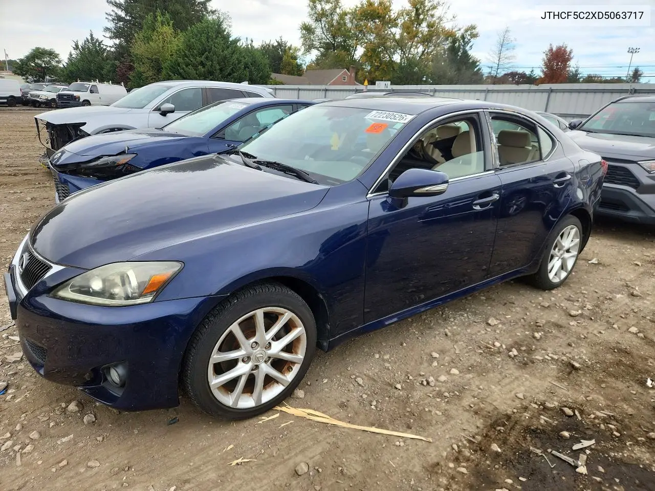 LEXUS IS 2013, VIN JTHCF5C2XD5063717
