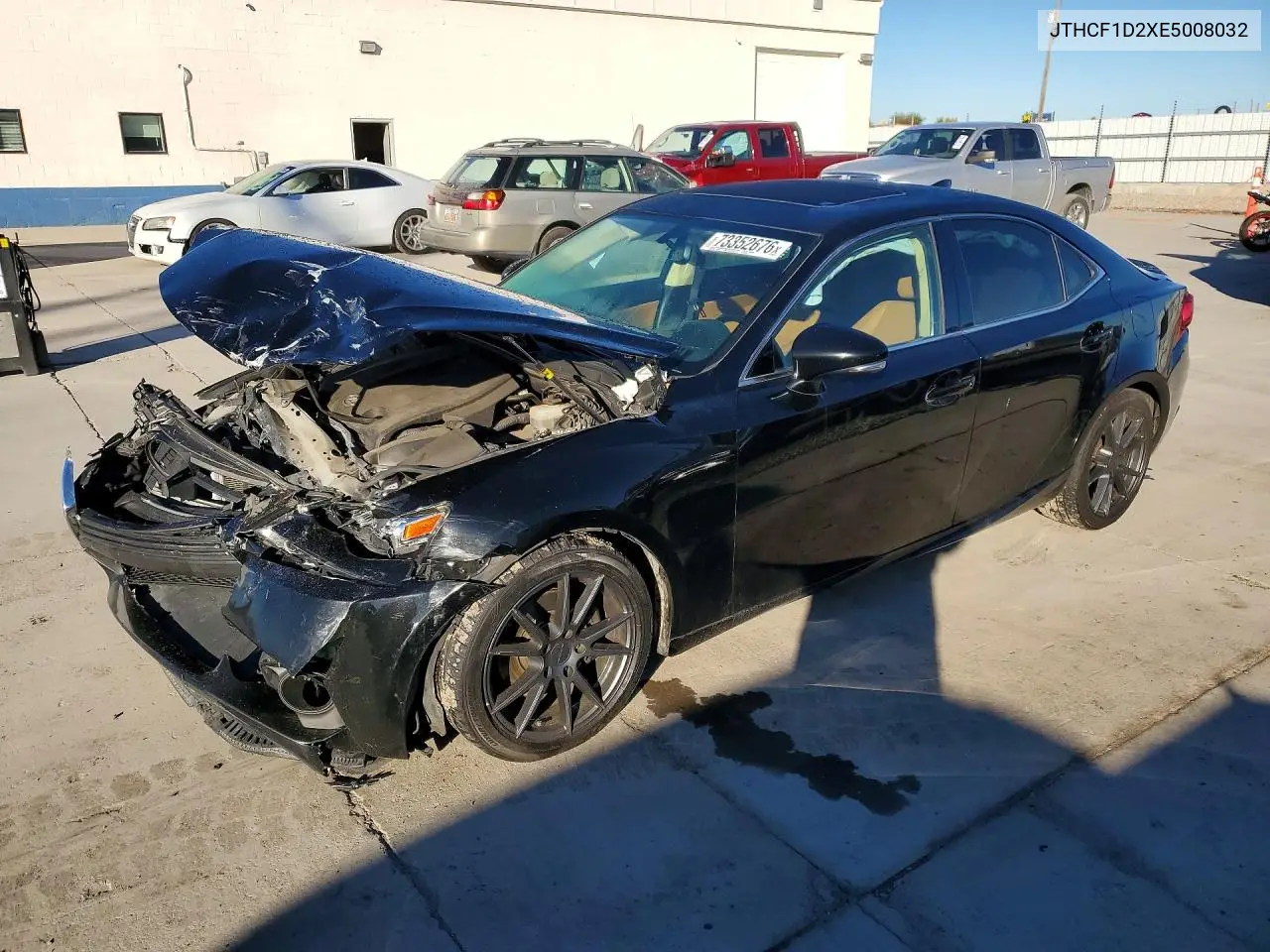 LEXUS IS 2014, VIN JTHCF1D2XE5008032