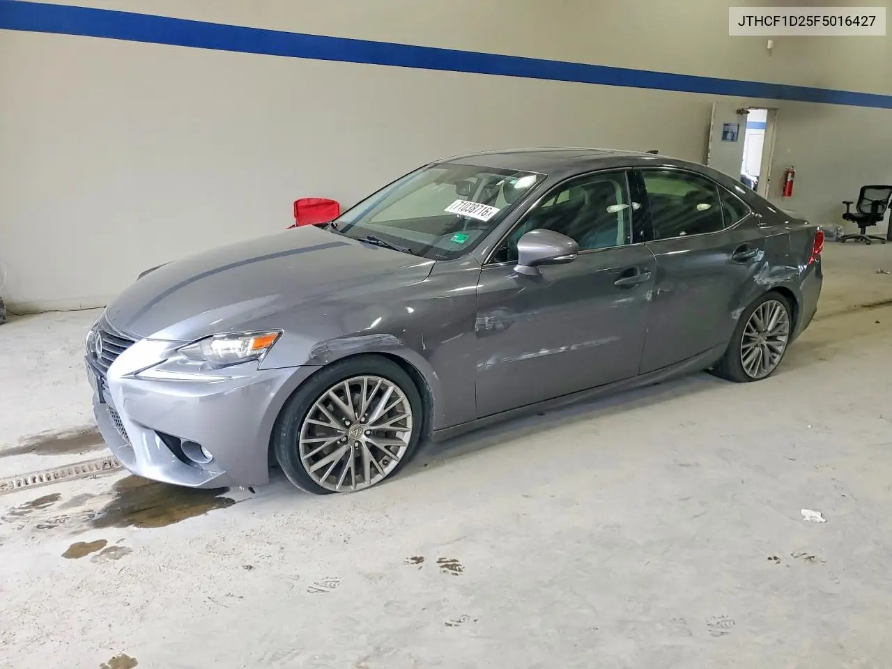 LEXUS IS 2015, VIN JTHCF1D25F5016427