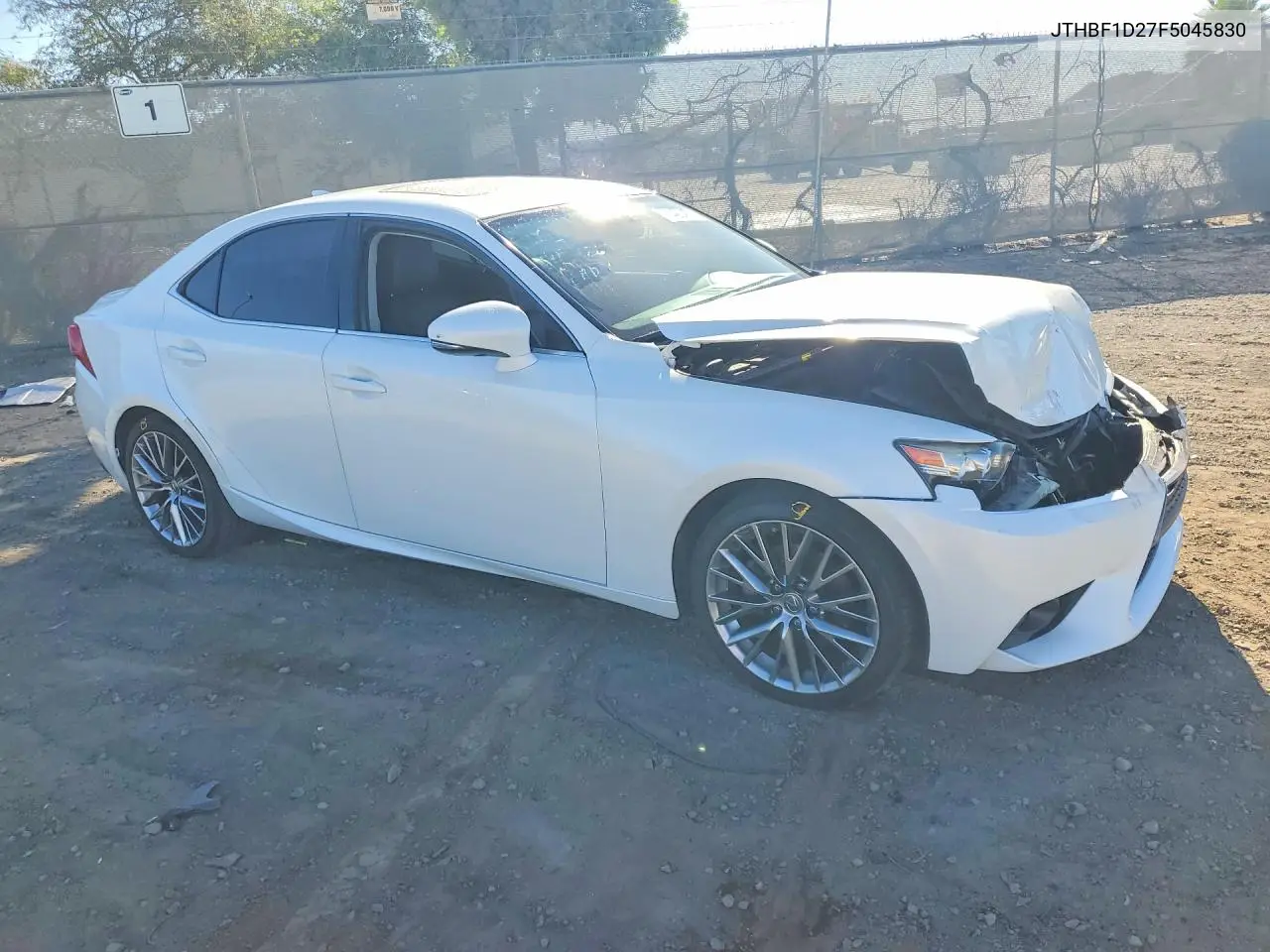 2015 LEXUS IS VIN JTHBF1D27F5045830 — фото 4