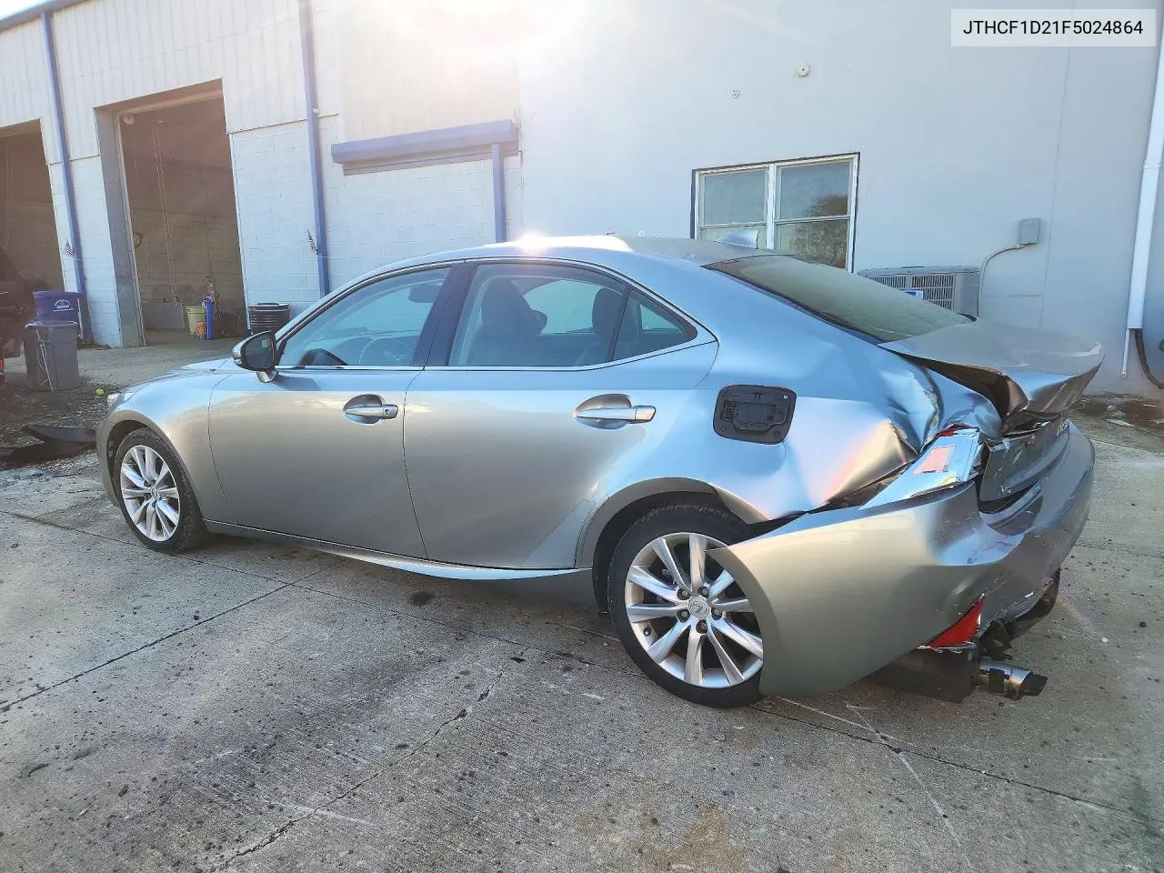 2015 LEXUS IS VIN JTHCF1D21F5024864 — фото 2