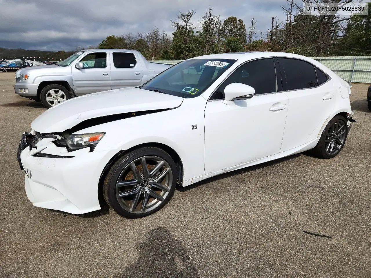 LEXUS IS 2015, VIN JTHCF1D20F5028839