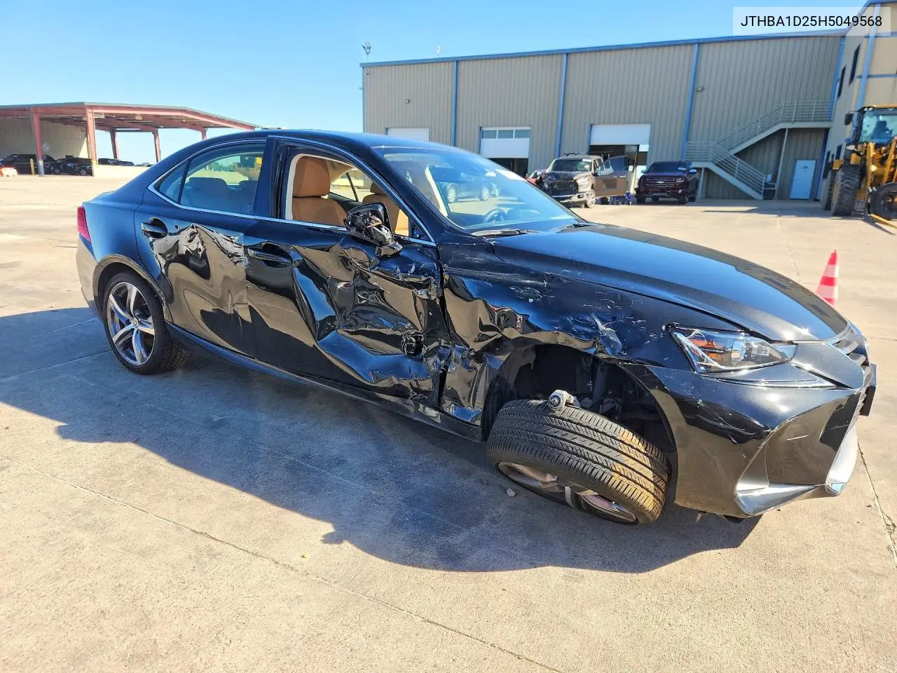 2017 LEXUS IS VIN JTHBA1D25H5049568 — фото 4