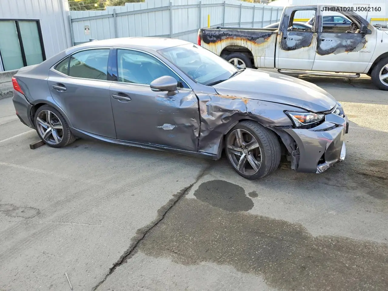 2018 LEXUS IS VIN JTHBA1D28J5062160 — фото 4