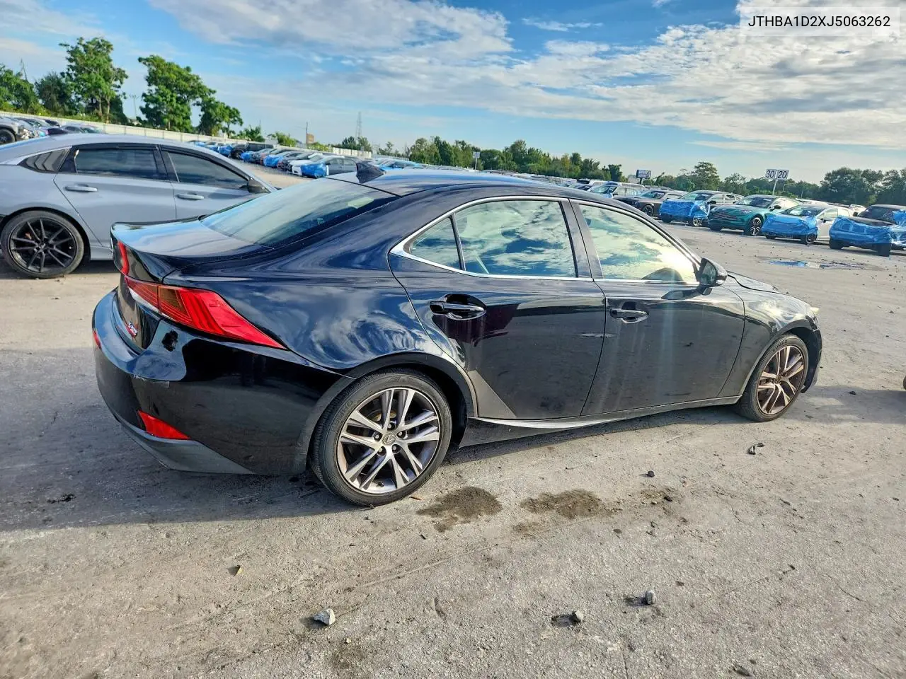 2018 LEXUS IS VIN JTHBA1D2XJ5063262 — фото 3