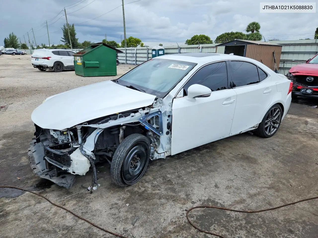 LEXUS IS 2019, VIN JTHBA1D21K5088830