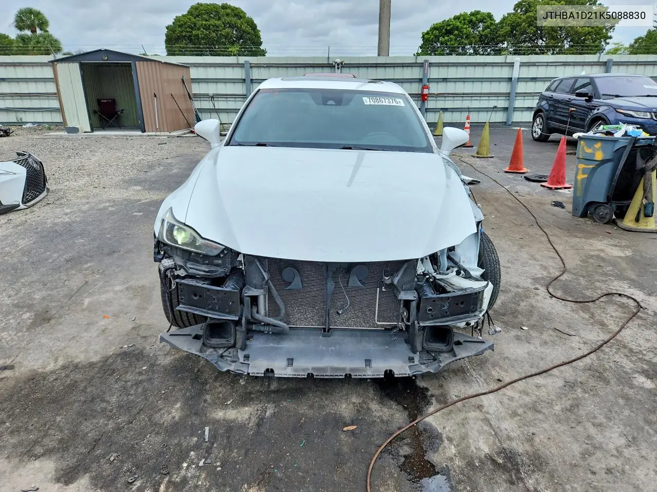2019 LEXUS IS VIN JTHBA1D21K5088830 — фото 5