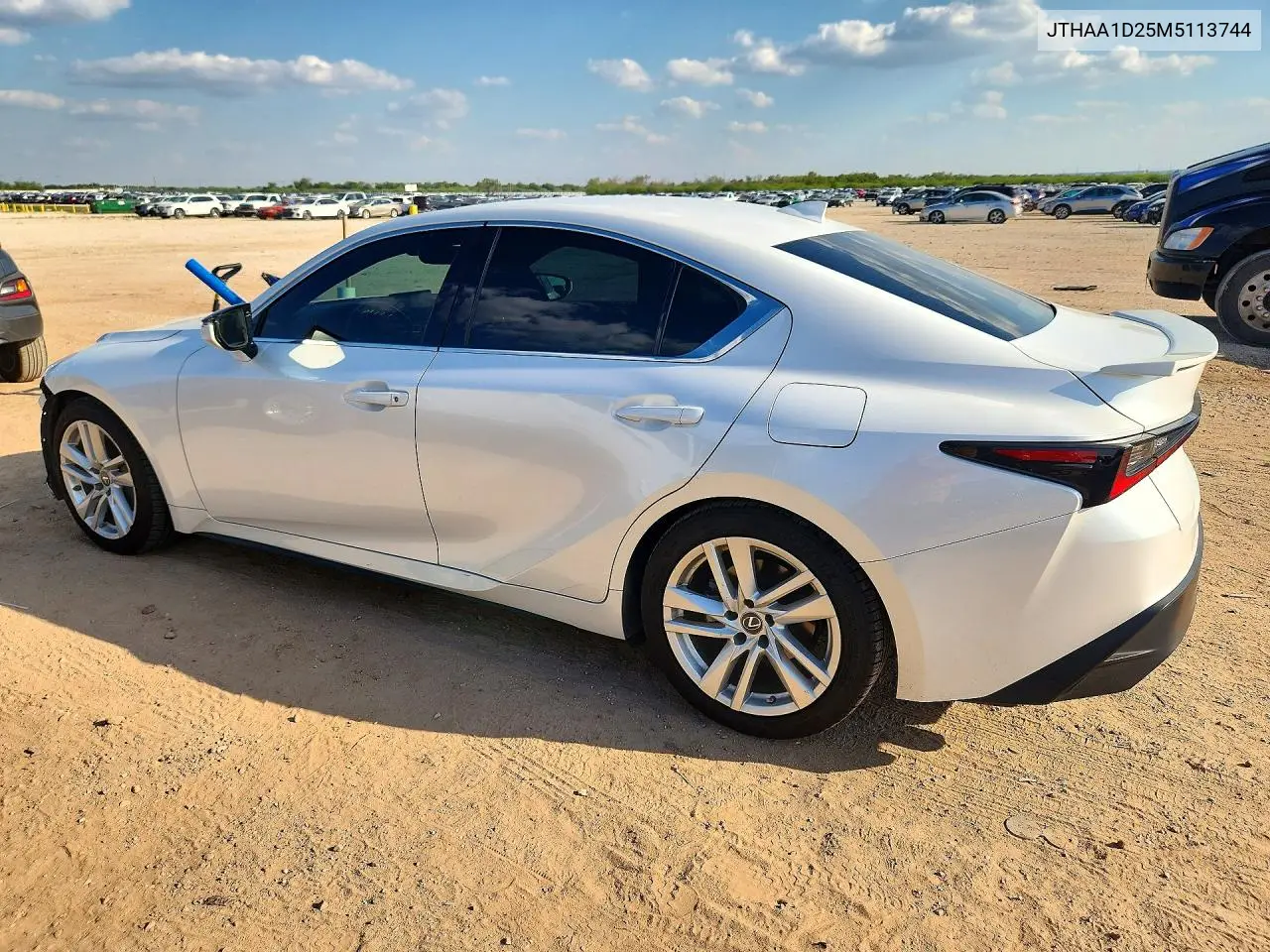 2021 LEXUS IS VIN JTHAA1D25M5113744 — фото 2