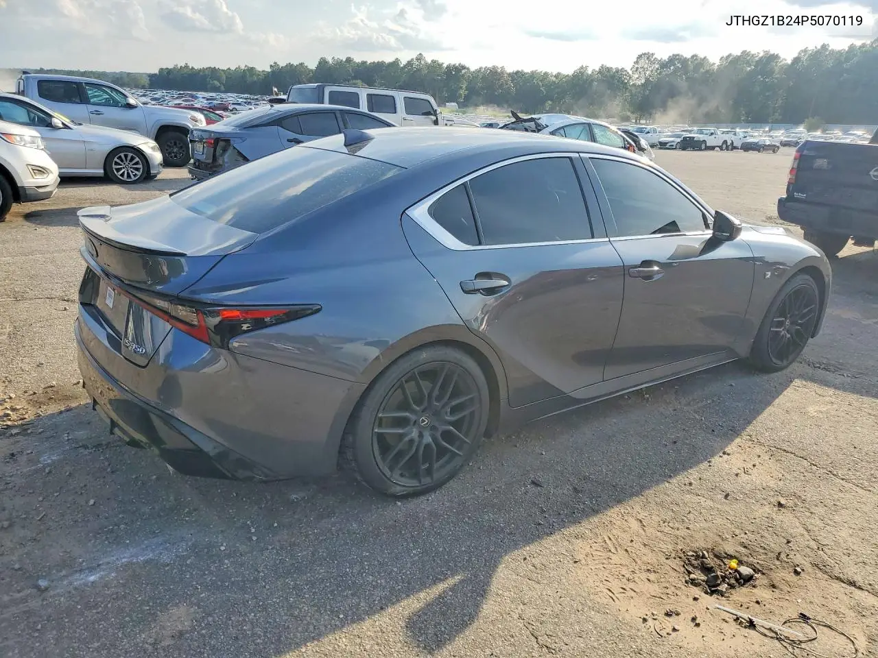 2023 LEXUS IS VIN JTHGZ1B24P5070119 — фото 3