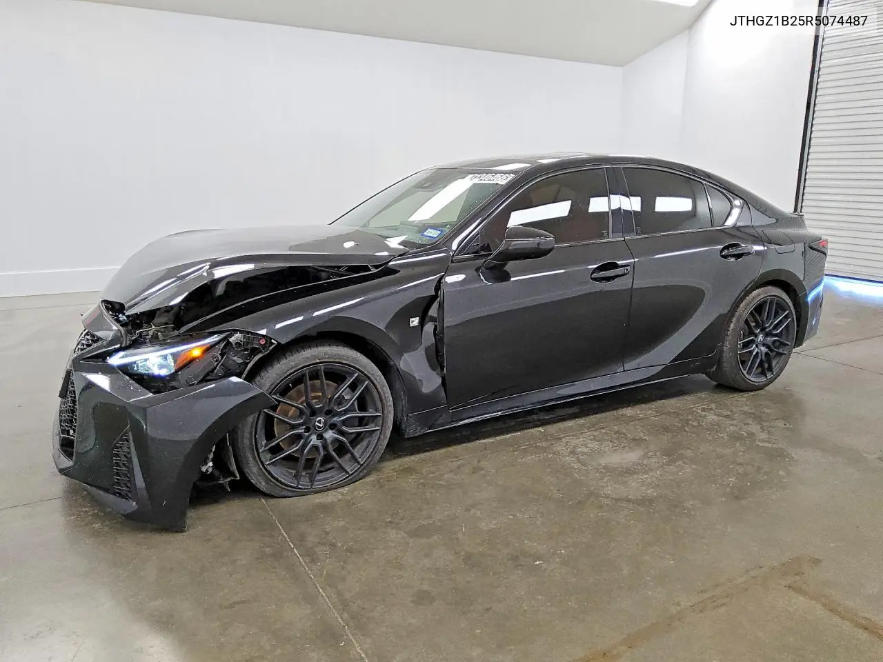 LEXUS IS 2024, VIN JTHGZ1B25R5074487