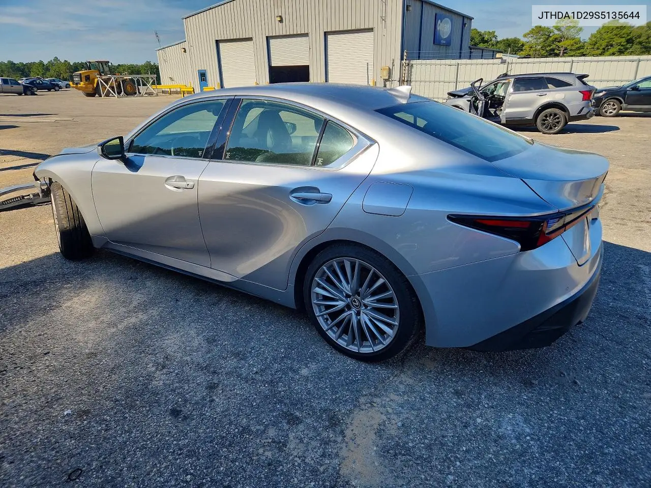 2025 LEXUS IS VIN JTHDA1D29S5135644 — фото 2