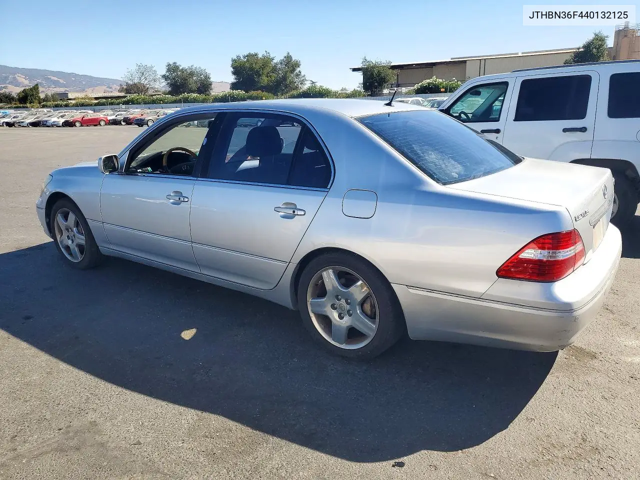 2004 LEXUS LS VIN JTHBN36F440132125 — фото 2