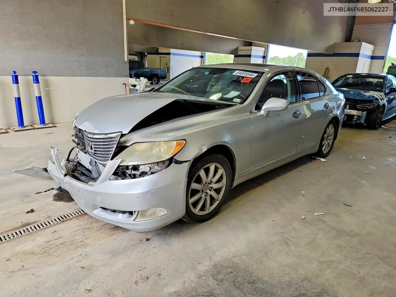 LEXUS LS 2008, VIN JTHBL46F685062227