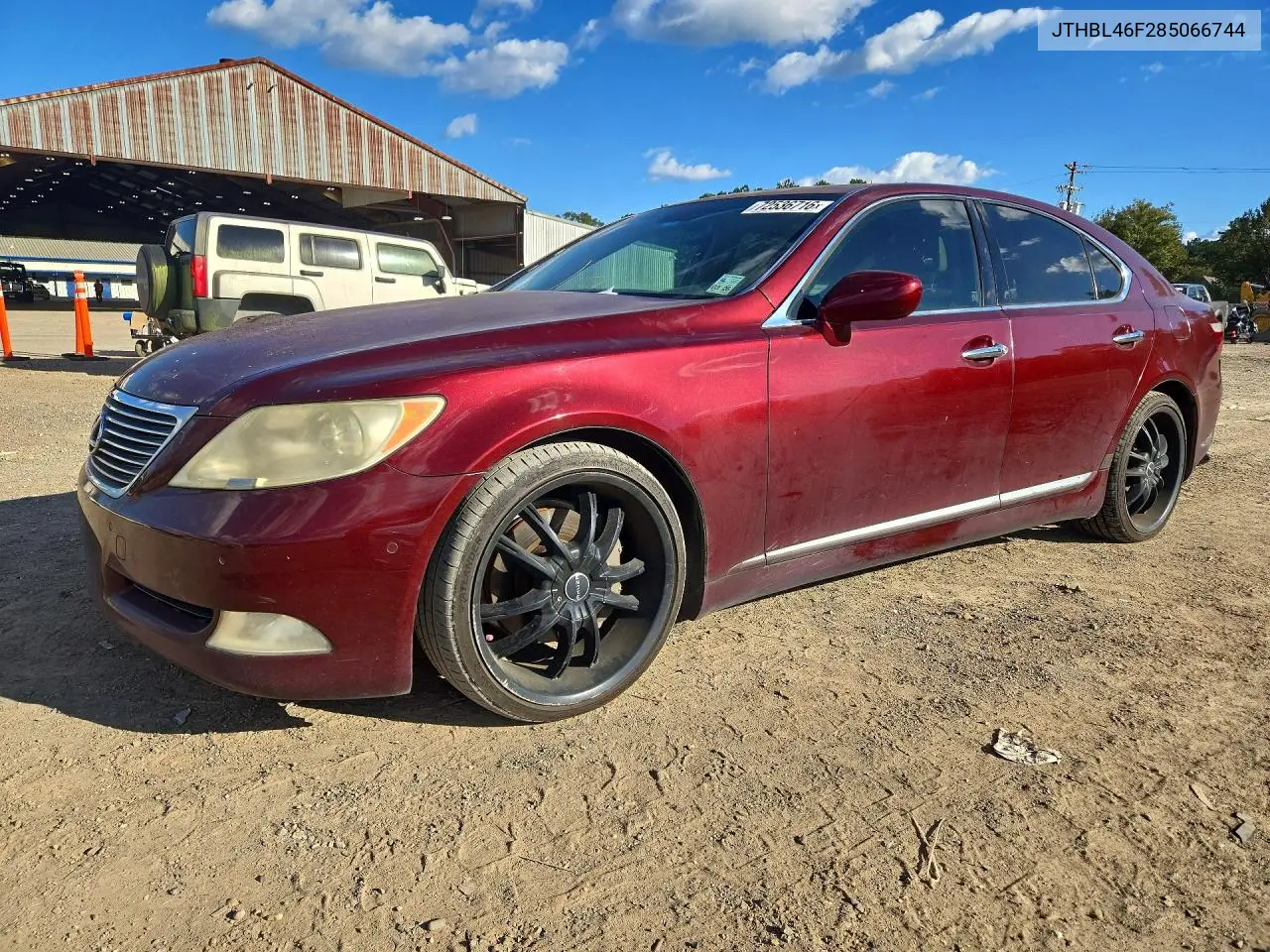 LEXUS LS 2008, VIN JTHBL46F285066744