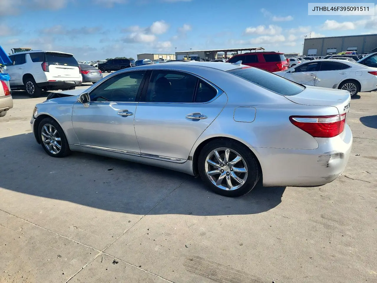 2009 LEXUS LS VIN JTHBL46F395091511 — фото 2