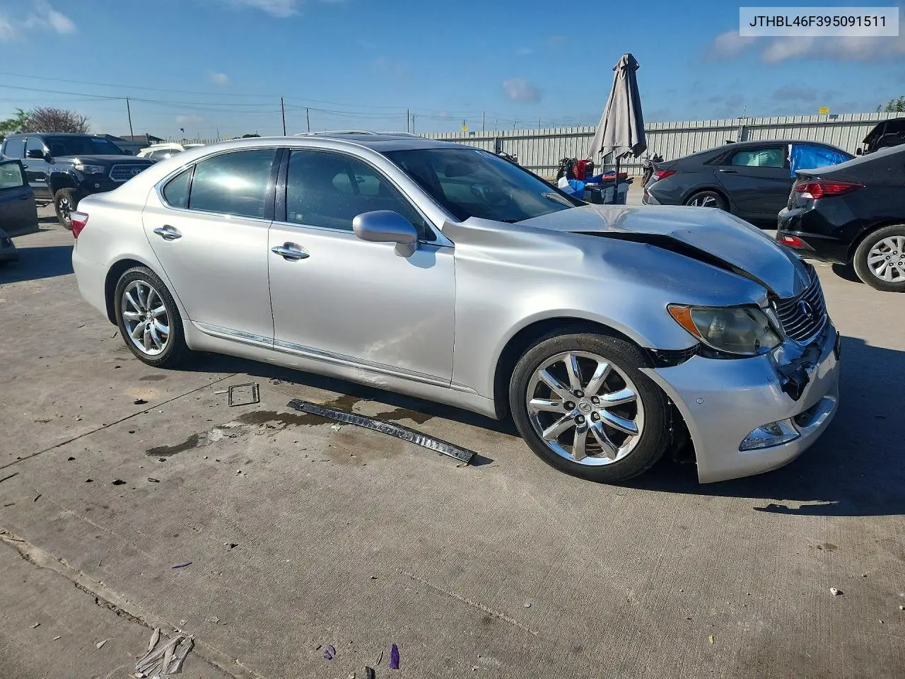 2009 LEXUS LS VIN JTHBL46F395091511 — фото 4