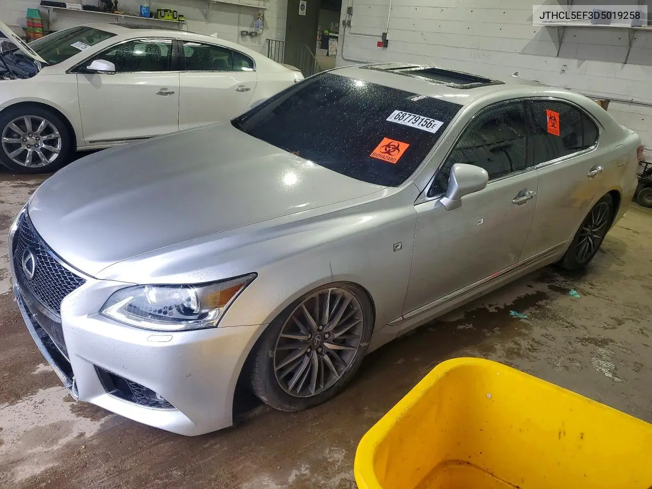 LEXUS LS 2013, VIN JTHCL5EF3D5019258
