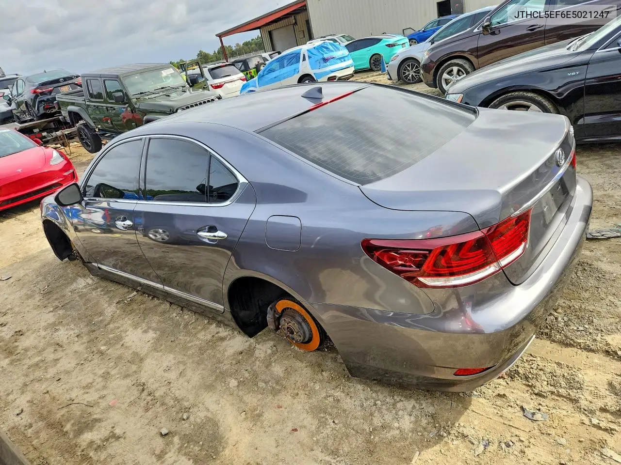 2014 LEXUS LS VIN JTHCL5EF6E5021247 — фото 2