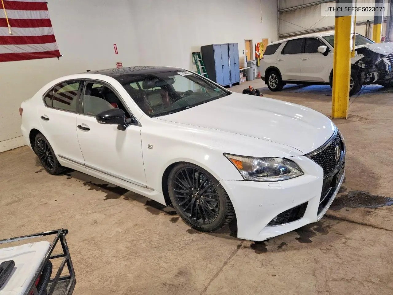 2015 LEXUS LS VIN JTHCL5EF3F5023071 — фото 4