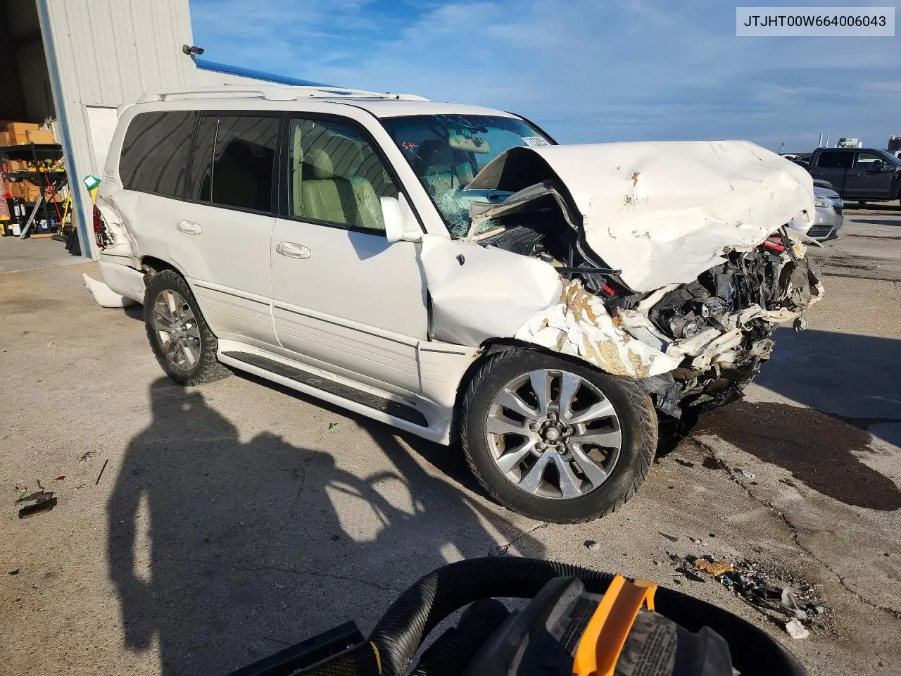 2006 LEXUS LX VIN JTJHT00W664006043 — фото 4