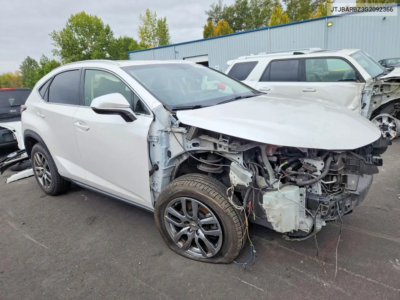 2016 LEXUS NX VIN JTJBARBZ3G2092366 — фото 4