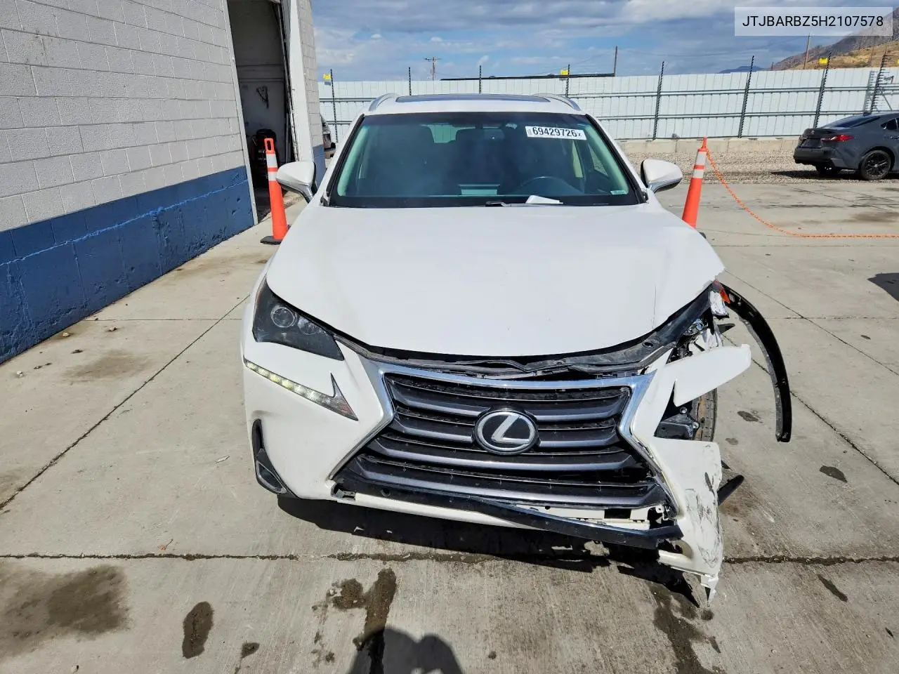 2017 LEXUS NX VIN JTJBARBZ5H2107578 — фото 5
