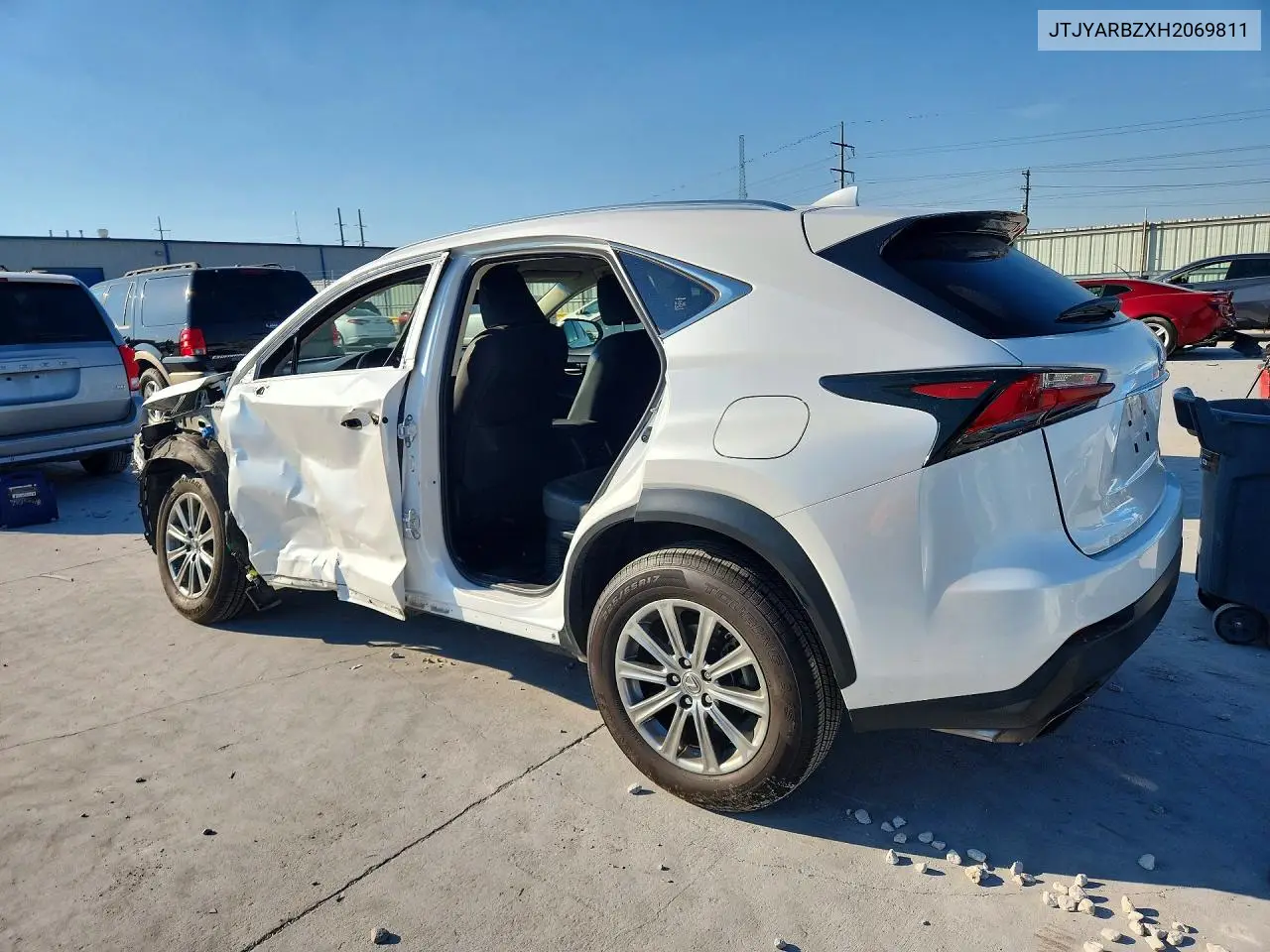 2017 LEXUS NX VIN JTJYARBZXH2069811 — фото 2