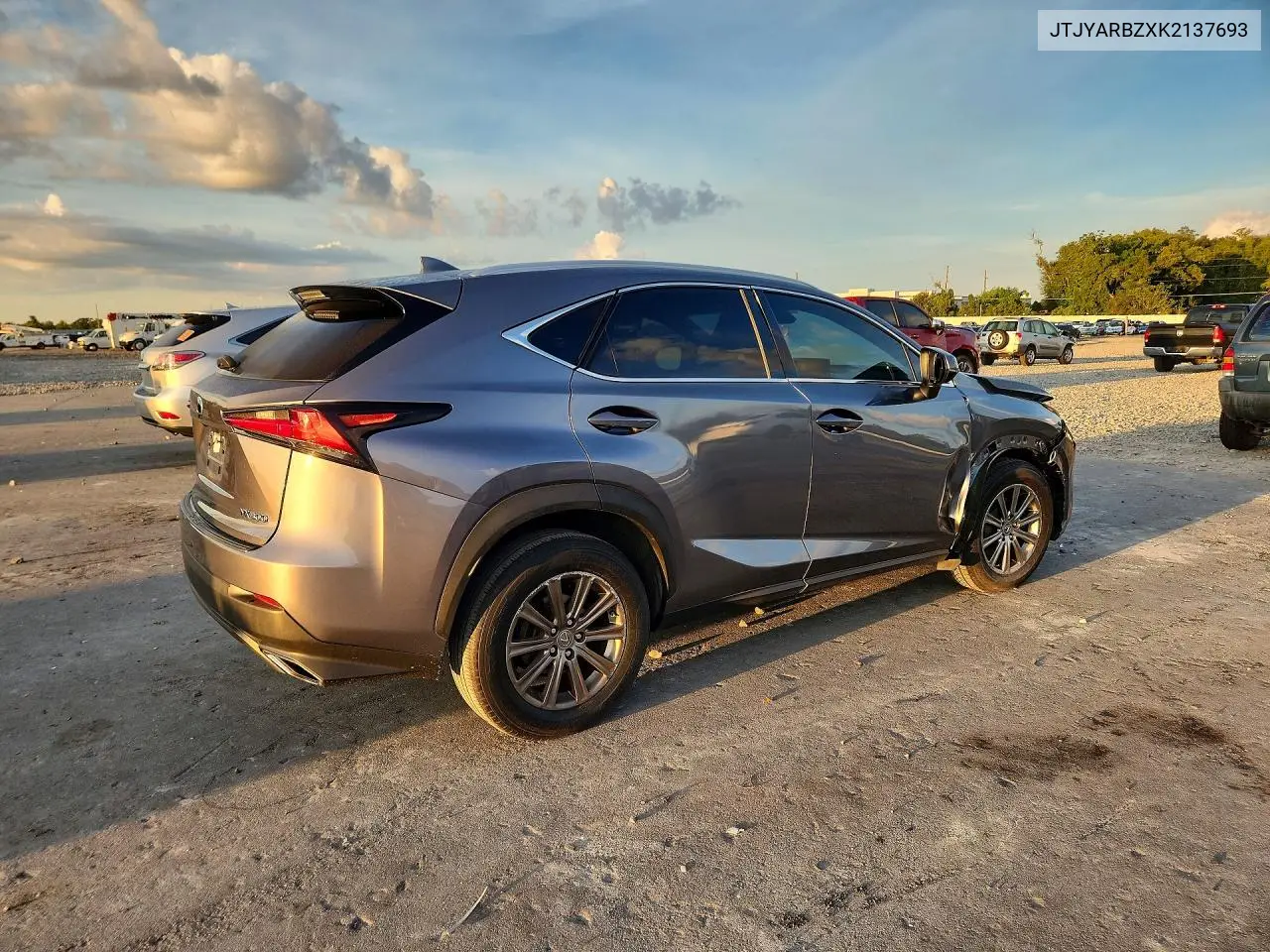 2019 LEXUS NX VIN JTJYARBZXK2137693 — фото 3