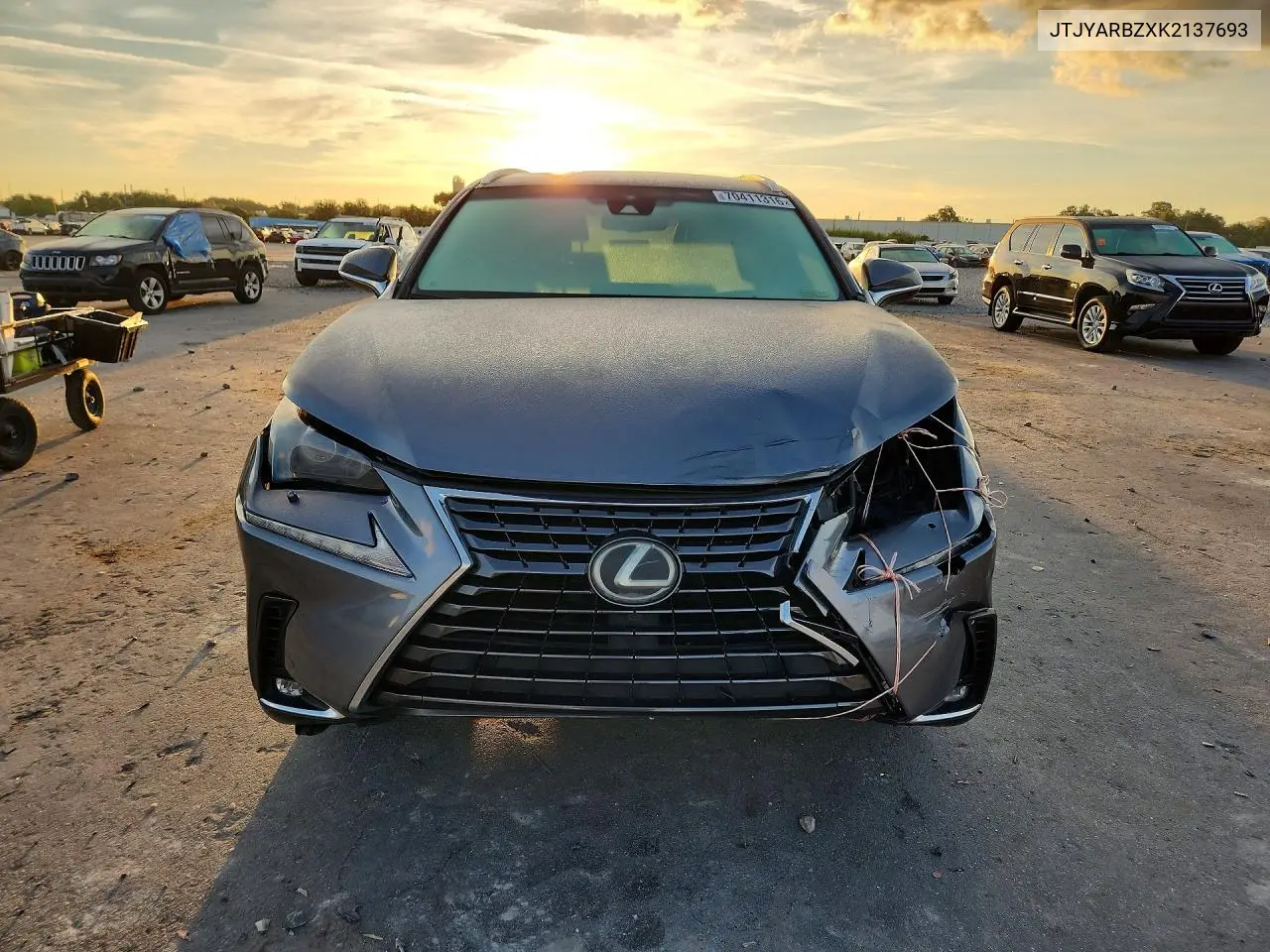 2019 LEXUS NX VIN JTJYARBZXK2137693 — фото 5