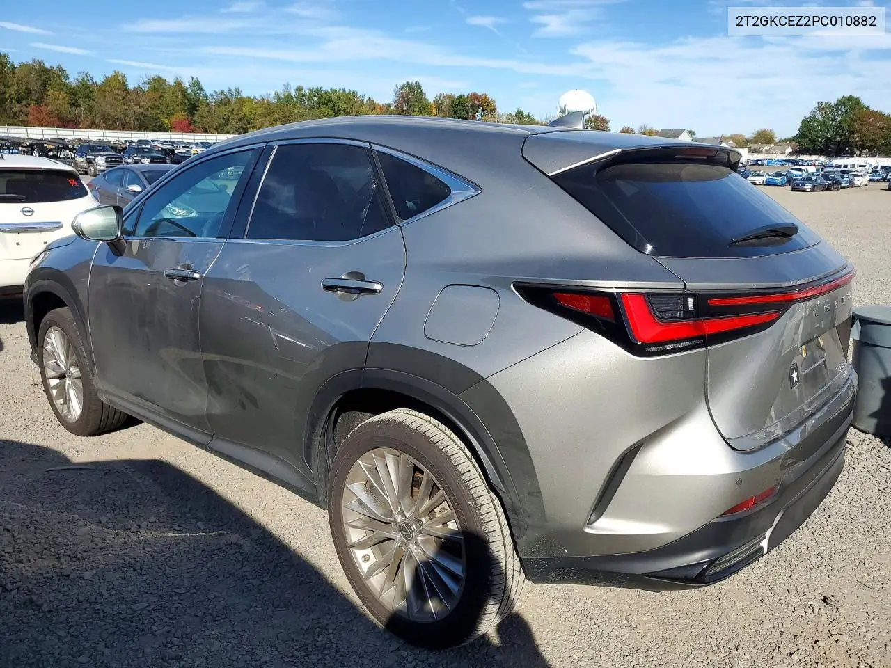 2023 LEXUS NX VIN 2T2GKCEZ2PC010882 — фото 2