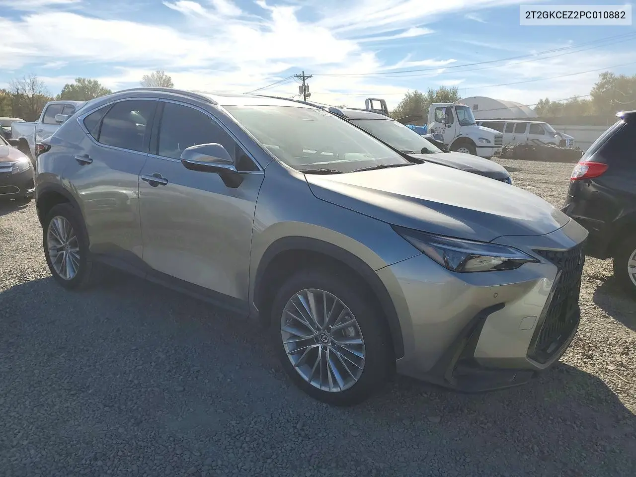 2023 LEXUS NX VIN 2T2GKCEZ2PC010882 — фото 4
