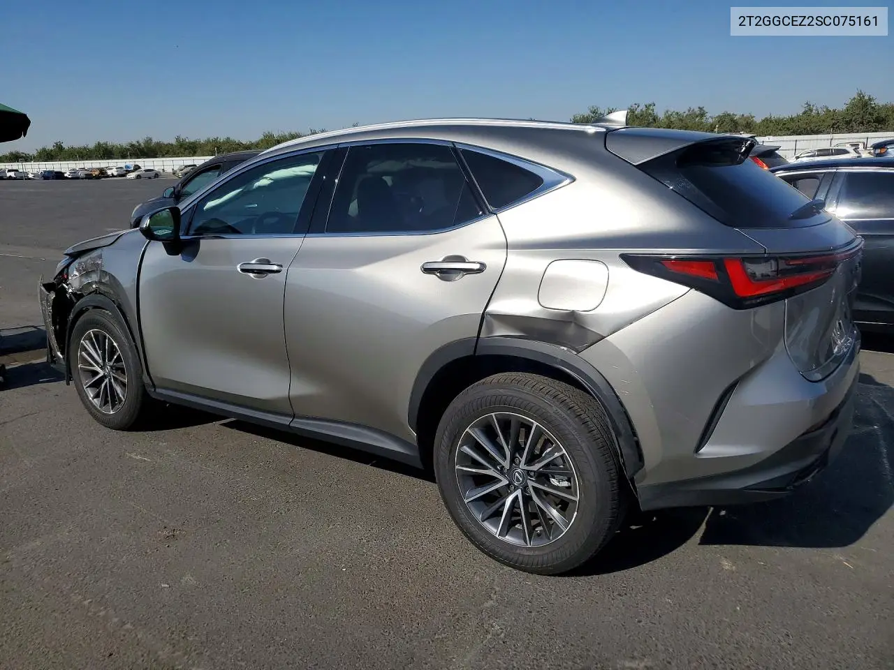2025 LEXUS NX VIN 2T2GGCEZ2SC075161 — фото 2