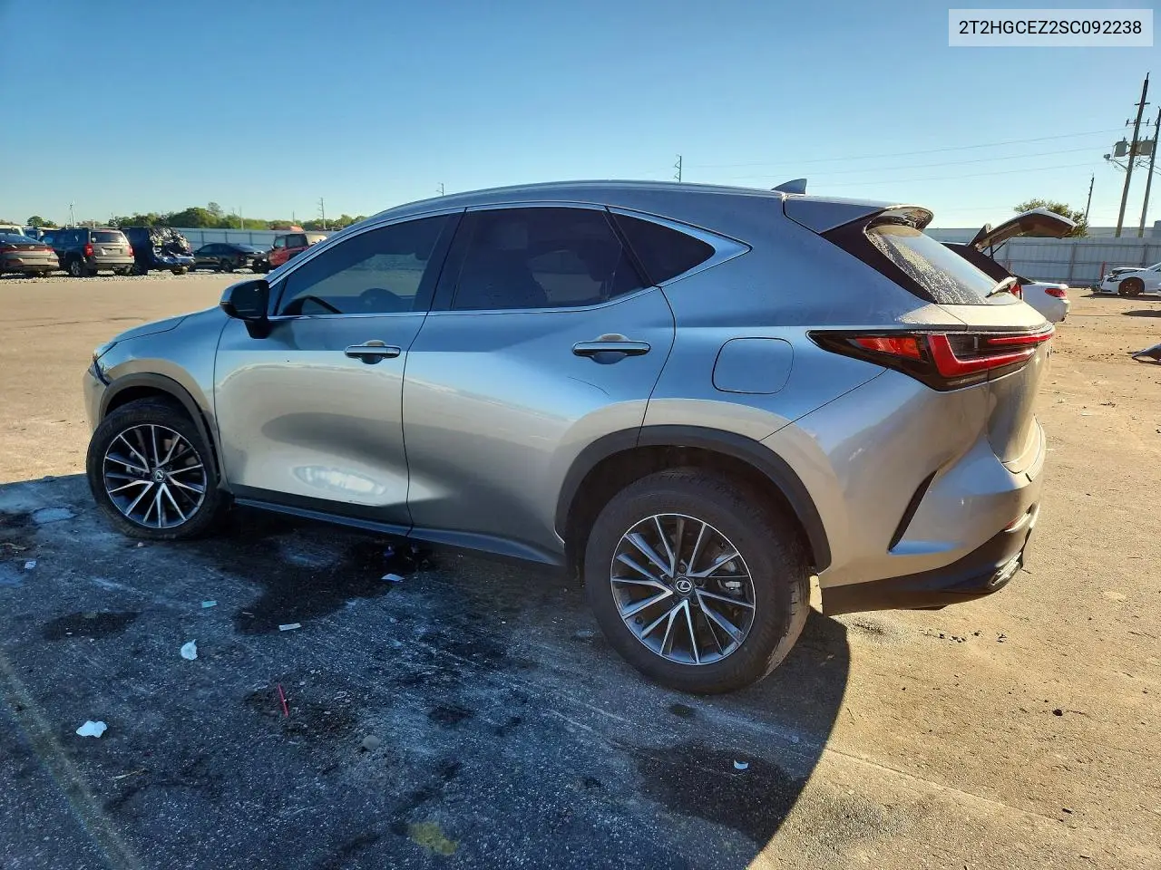 2025 LEXUS NX VIN 2T2HGCEZ2SC092238 — фото 2