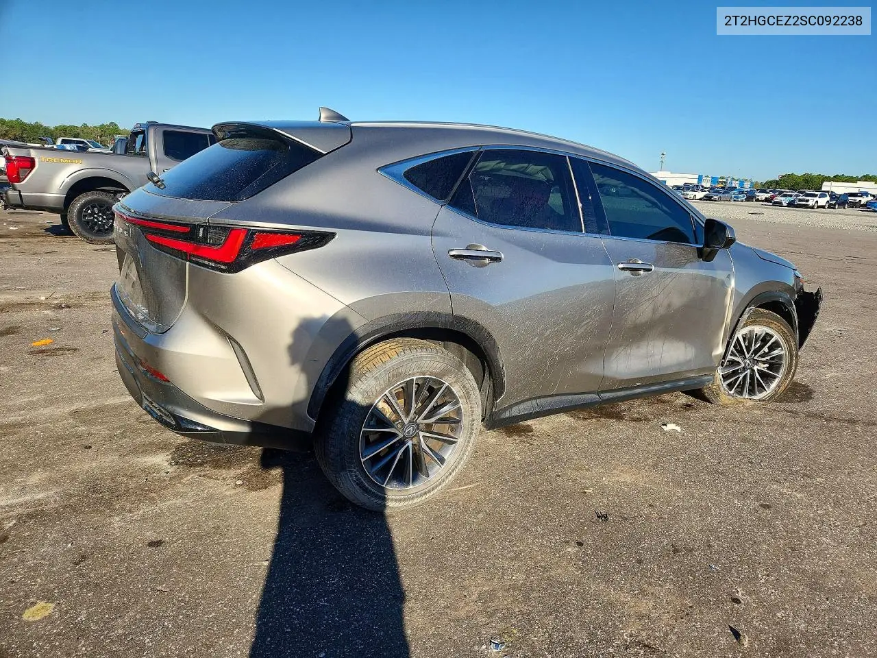 2025 LEXUS NX VIN 2T2HGCEZ2SC092238 — фото 3