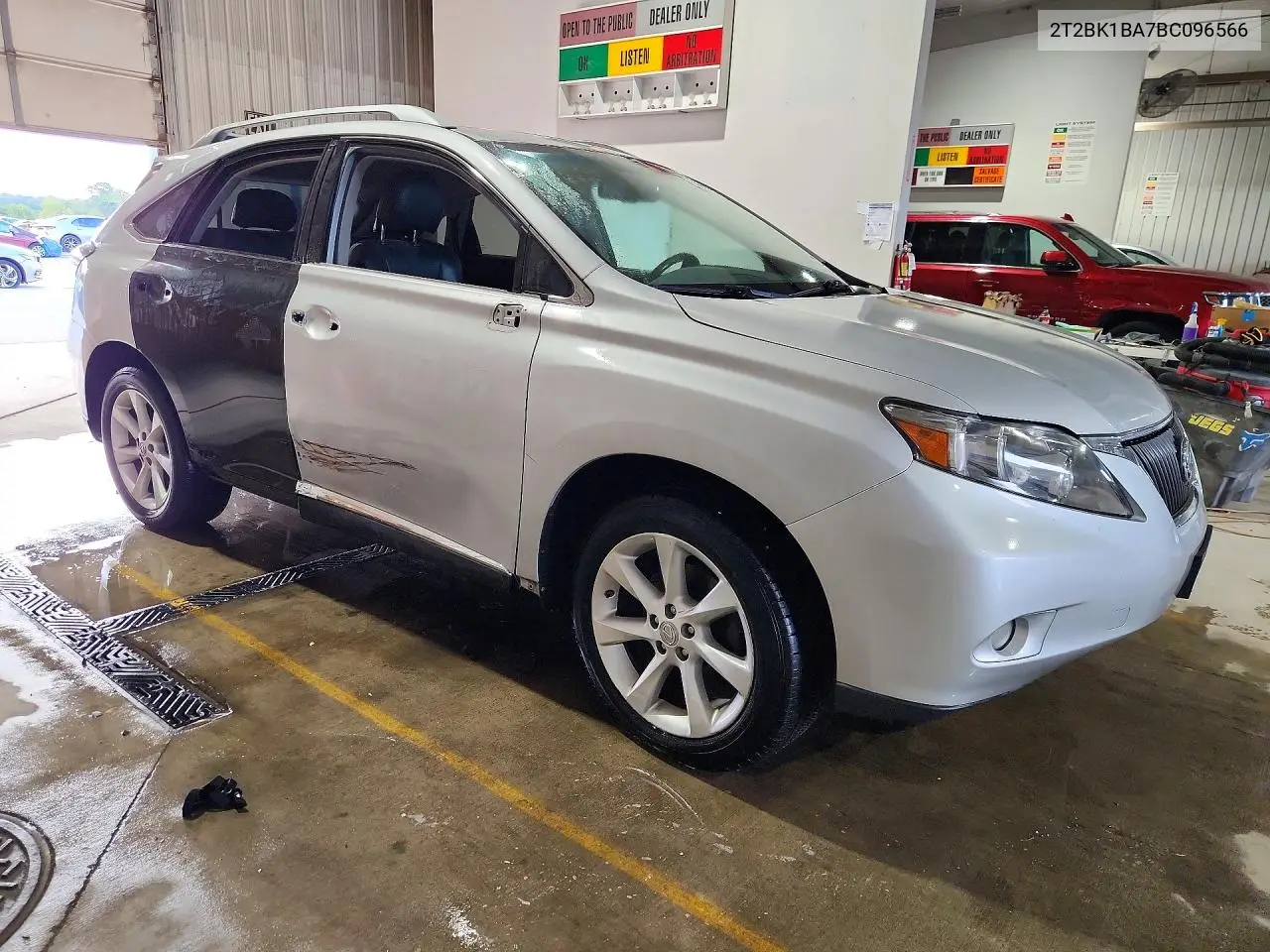2011 LEXUS RX VIN 2T2BK1BA7BC096566 — фото 4
