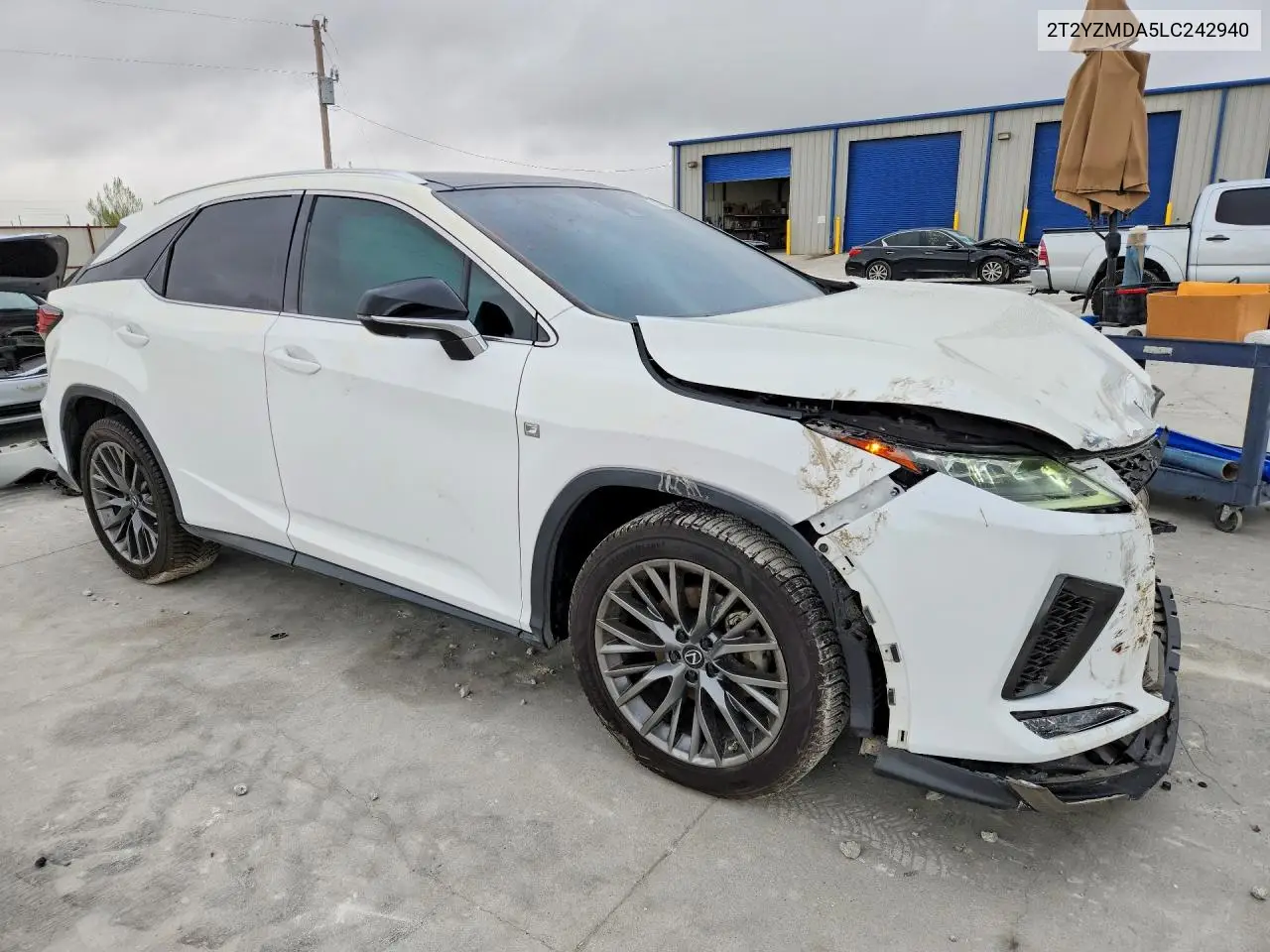 2020 LEXUS RX VIN 2T2YZMDA5LC242940 — фото 4